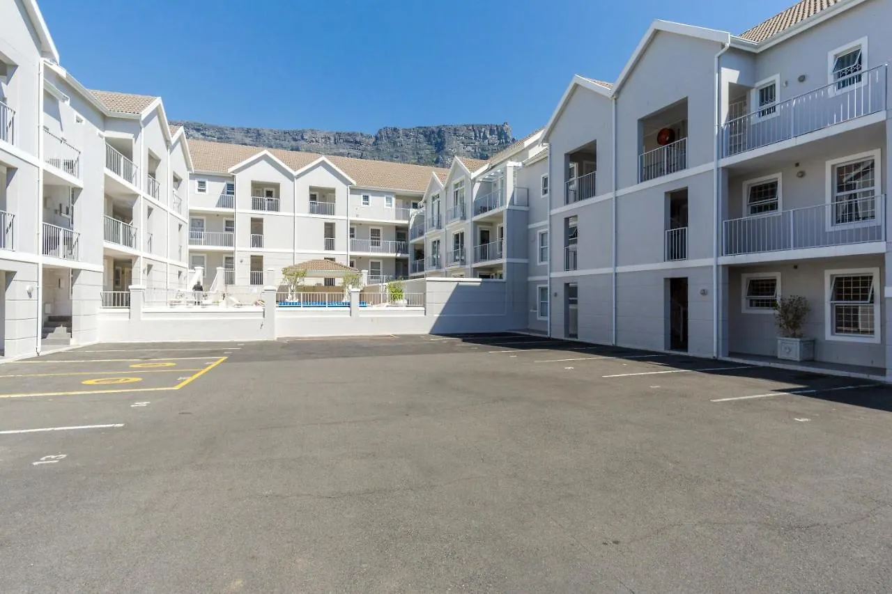 Sutton Place 57 Cape Town Daire